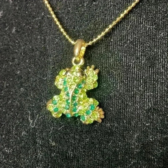 Lauren-Spencer Frog Necklace - Picture 4 of 10